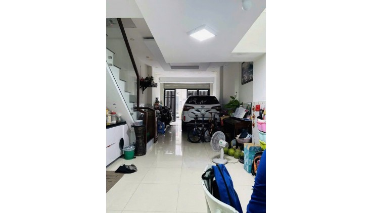 Ngộp Tô Hiến Thành - HXH vô nhà  Quận 10 - 4x16m2 - 4 tầng